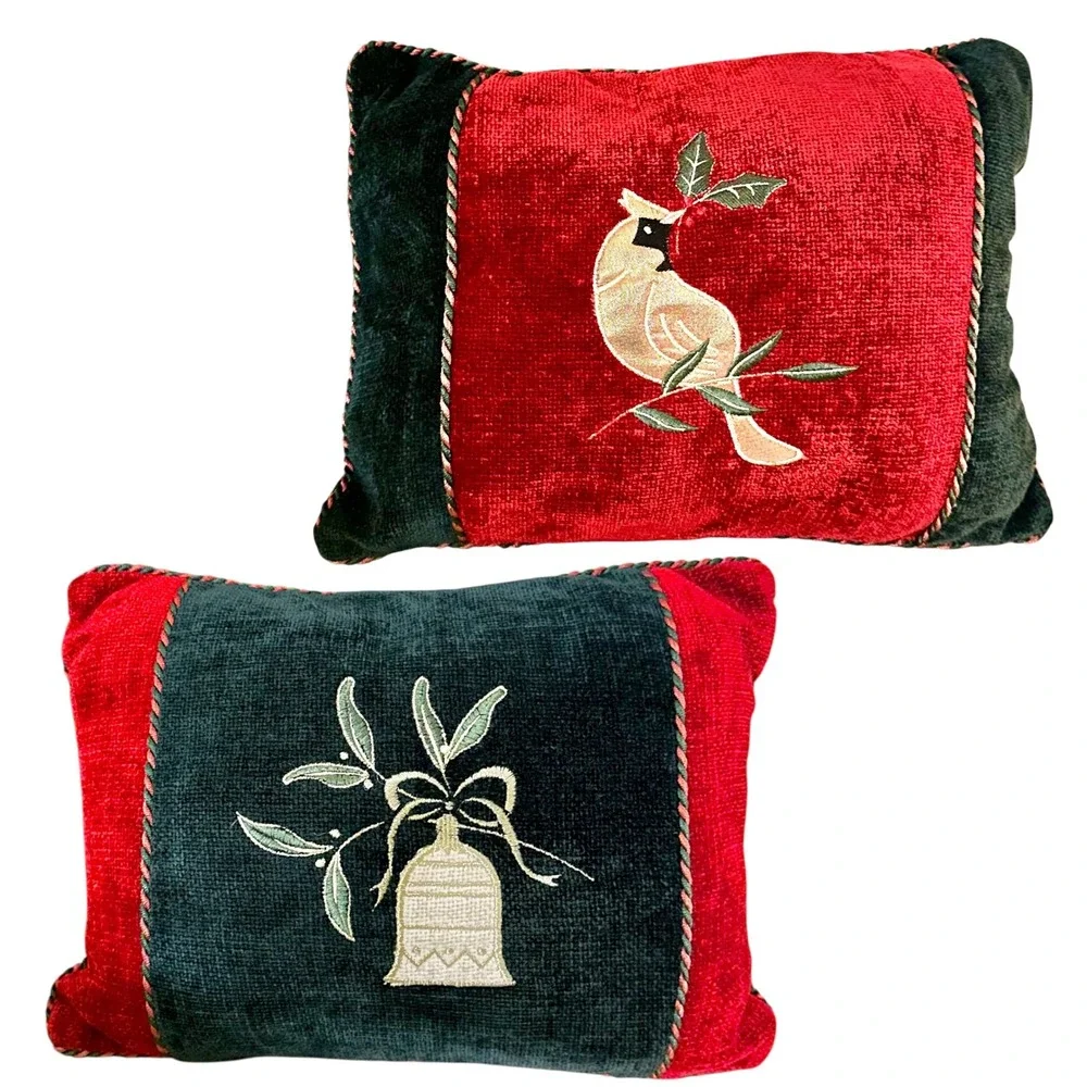 Christmas Chenille Embroidered Pillows Set‎ of 2 Red Green Cardinal Bell 15x11
